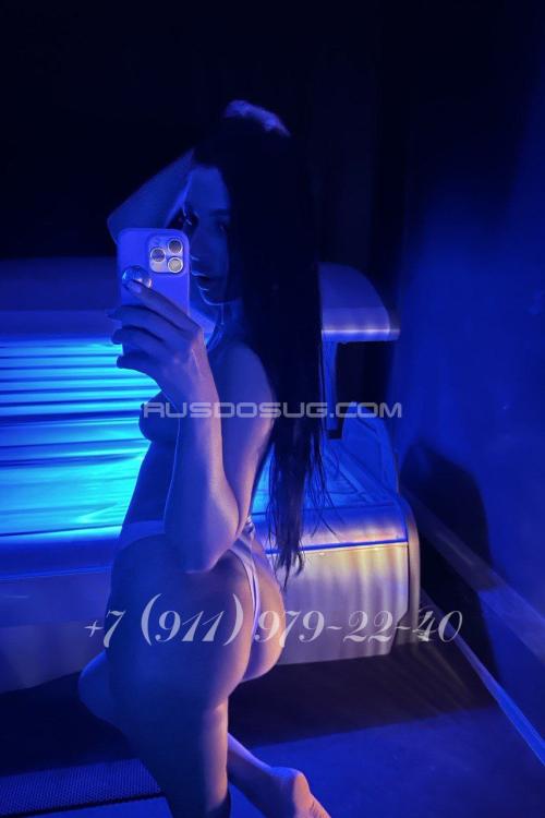 Проститутка Влада, Питера у метро Московские ворота