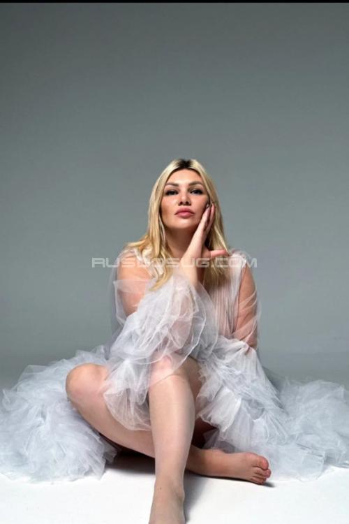 Проститутка Алина, в Питере у метро Электросила