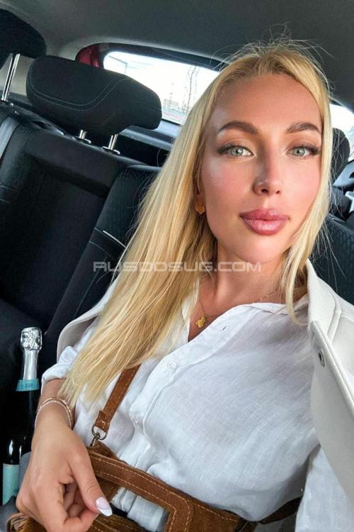 Проститутка Олеся, Питера у метро Фрунзенская