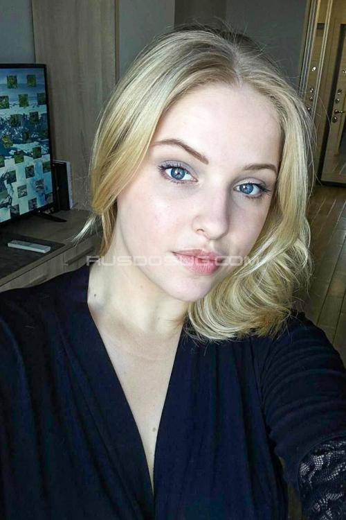 Проститутка Анюта, СПб у метро Московская