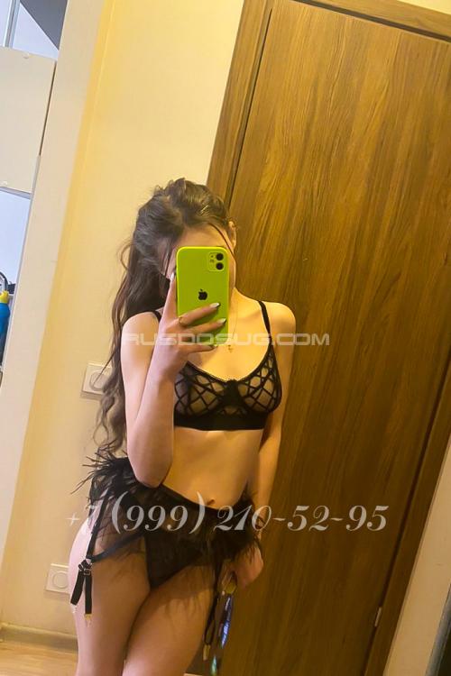 Проститутка Лиза новенькая, Питера у метро Звёздная