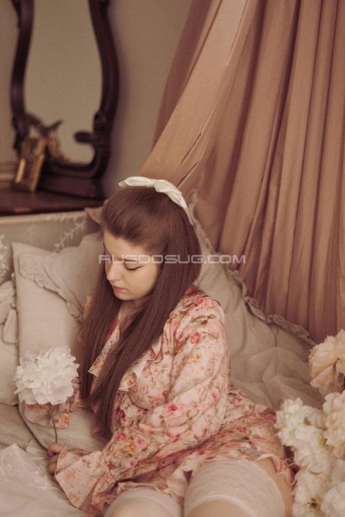 Проститутка Василиса, Питера у метро Лиговский проспект