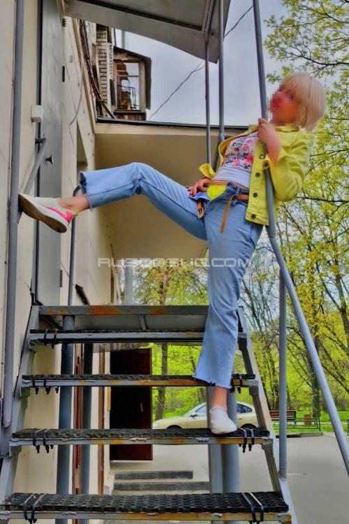 Проститутка Арина, в Питере у метро Московская