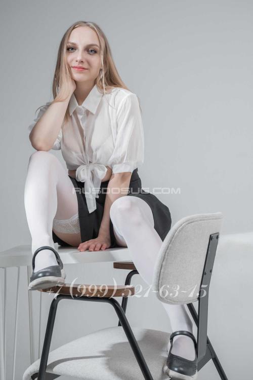 Проститутка Ира Иволга, в Питере у метро Пионерская