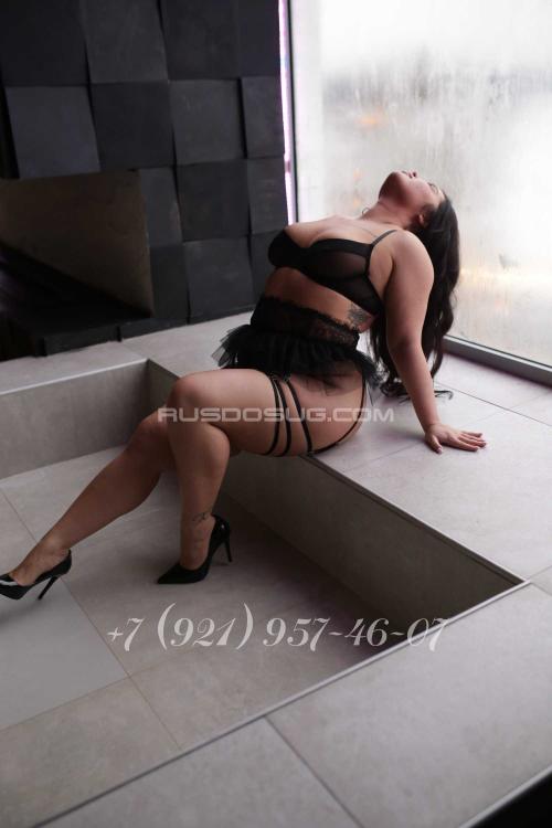 Проститутка Беатрис, Питера у метро Комендантский проспект