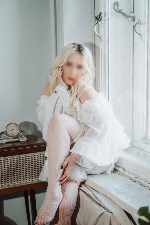 Проститутка София, Питера у метро Улица Дыбенко