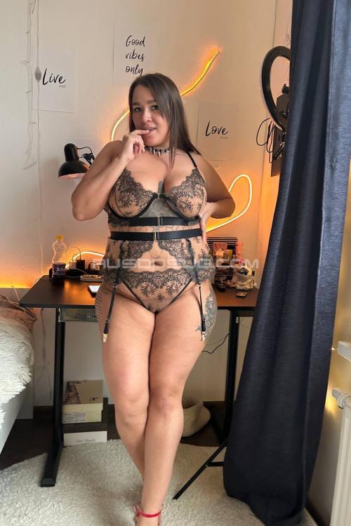 Проститутка Curvedev, в Питере у метро Комендантский проспект