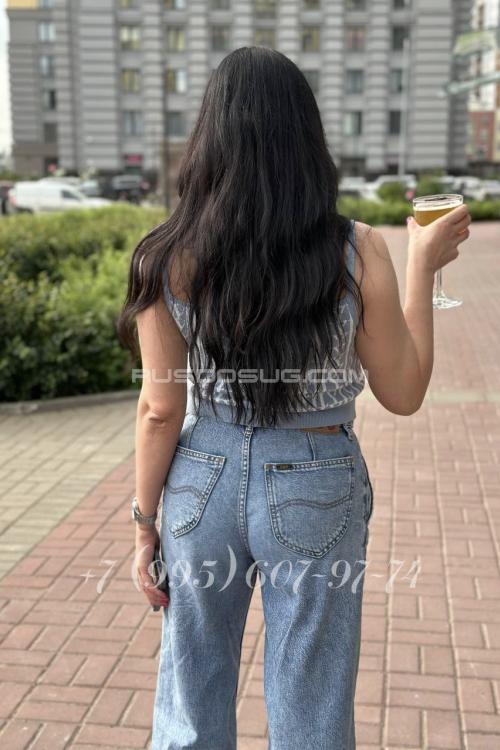 Проститутка Кира, в Питере у метро Ладожская