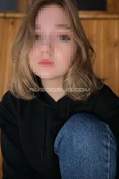 Проститутка Влада, в Питере у метро Парнас