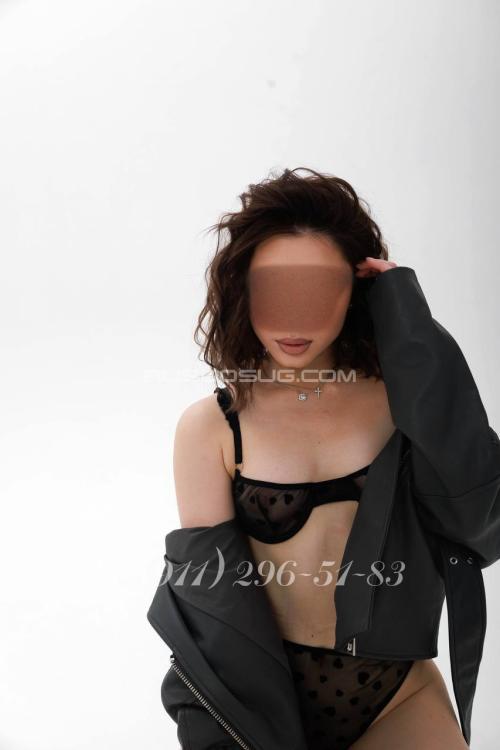 Проститутка Валерия, в Питере у метро Площадь Александра Невского Проститутка Валерия, в Питере у метро Площадь Александра Невского