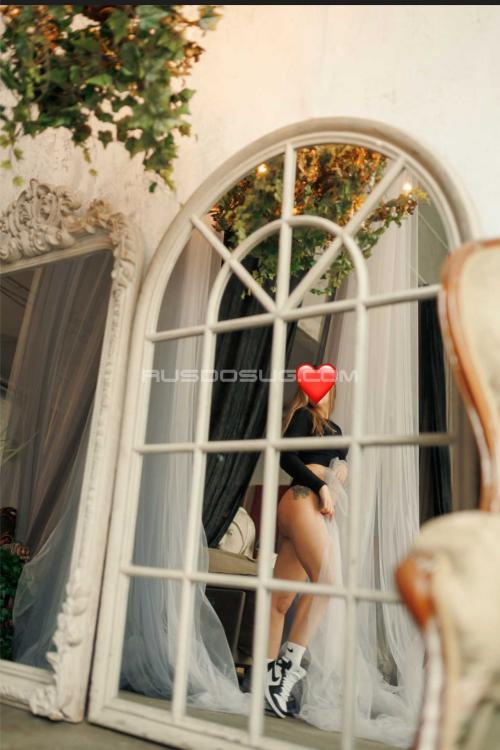 Проститутка Яна, СПб у метро Парк Победы