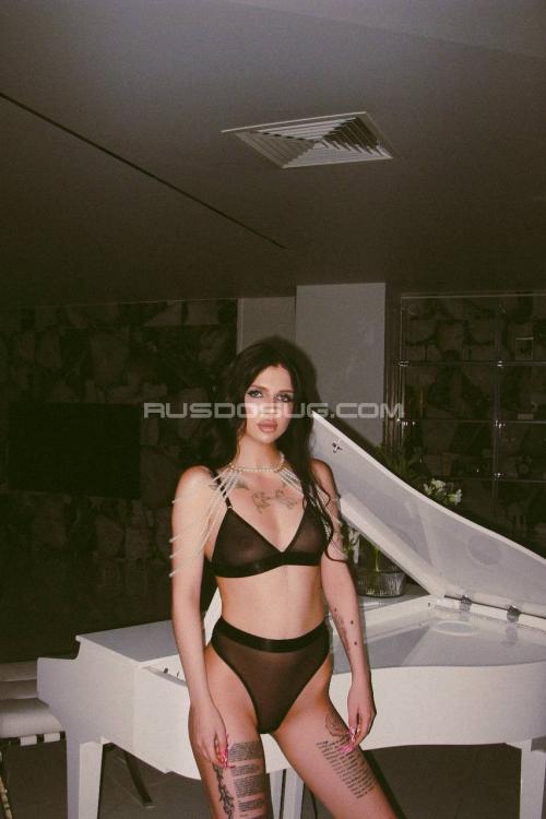 Проститутка Яночка, СПб у метро Горьковская Проститутка Яночка, СПб у метро Горьковская