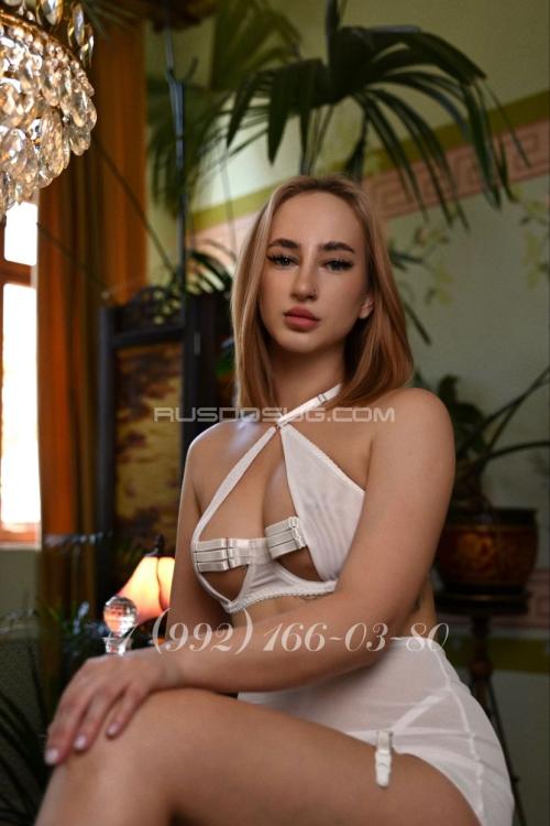 Проститутка София, Питера у метро Московские ворота