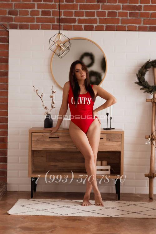 Проститутка Яна, Питера у метро Площадь Ленина