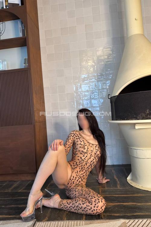 Проститутка Ангелина, Питера у метро Владимирская