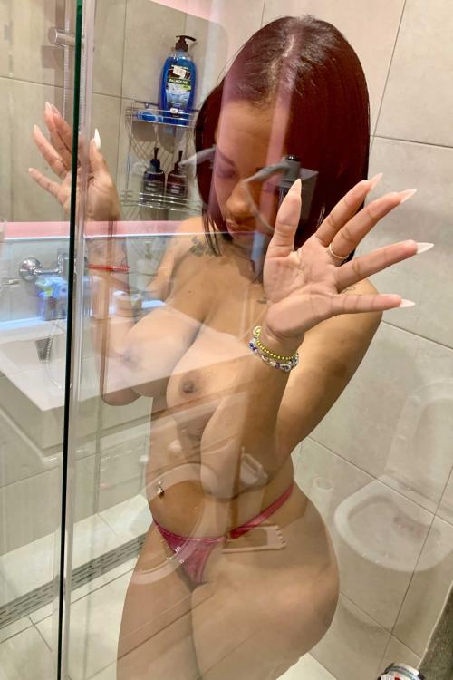 Проститутка Клаудия, Питера у метро Ладожская