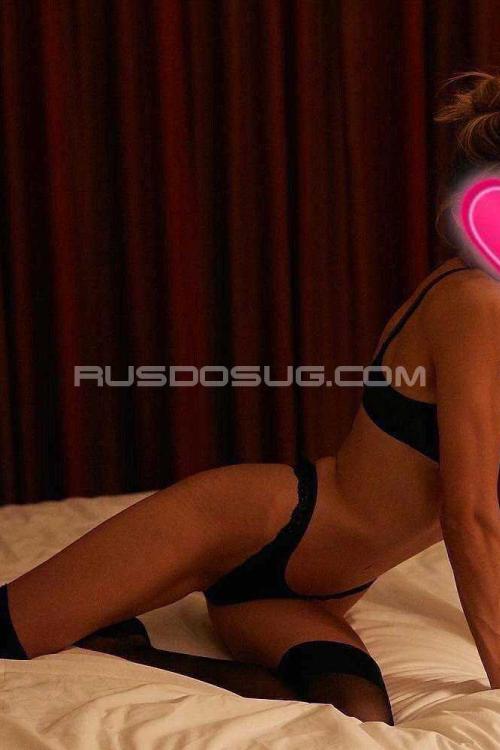 Проститутка Эля, в Питере у метро Московская