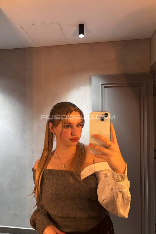 Проститутка Милена, в Питере у метро Московская