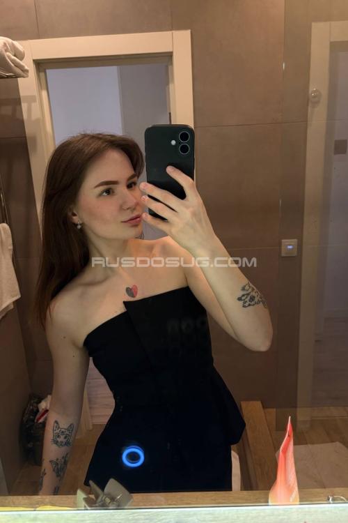 Проститутка Викуля, СПб у метро Московская