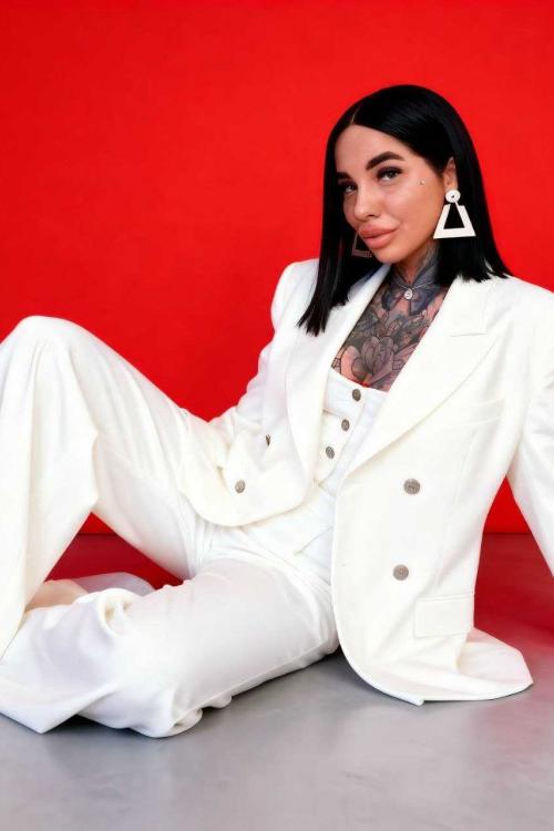 Проститутка Алиса, в Питере у метро Звёздная