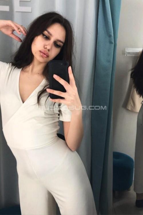 Проститутка Адель, в Питере у метро Московская