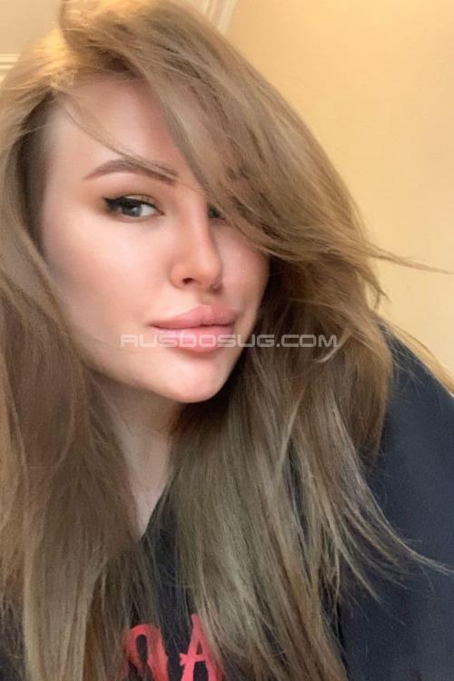 Проститутка Ариель, Питера у метро Звёздная