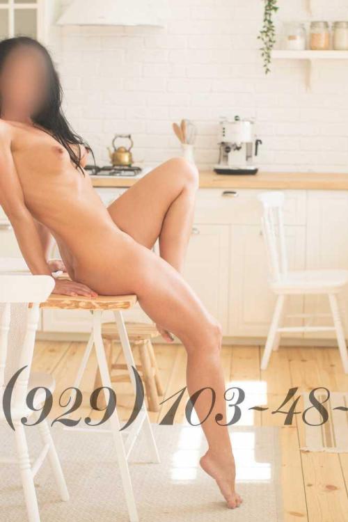 Проститутка Рената, Питера у метро Новочеркасская Проститутка Рената, Питера у метро Новочеркасская