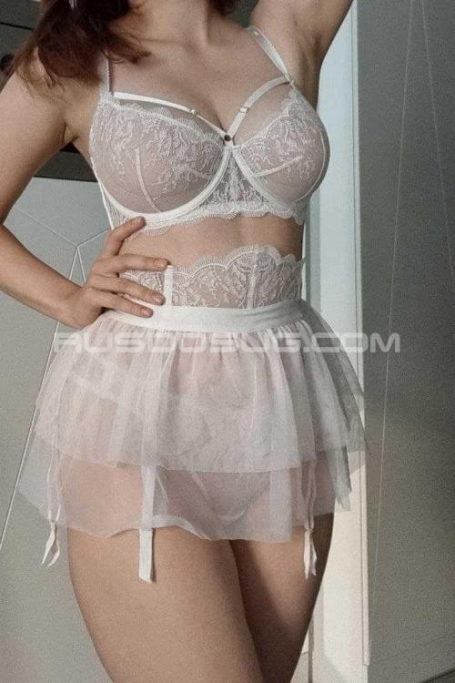 Проститутка Линочка, в Питере у метро Проспект Просвещения Проститутка Линочка, в Питере у метро Проспект Просвещения