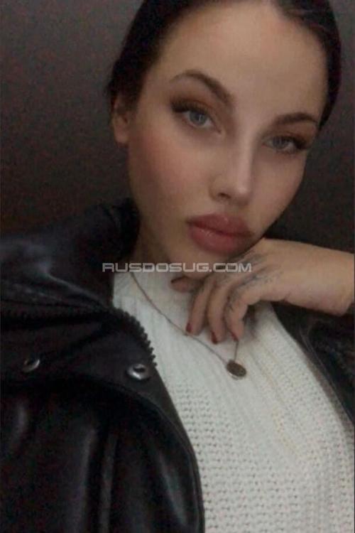 Проститутка Кристиночка, Питера у метро Звёздная