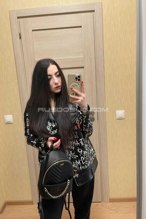 Проститутка Эмма, СПб у метро Московская