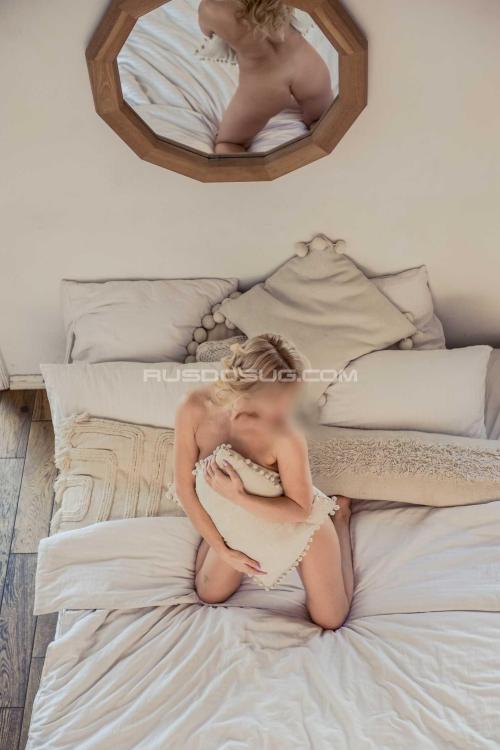 Проститутка Сашенька, в Питере у метро Парк Победы