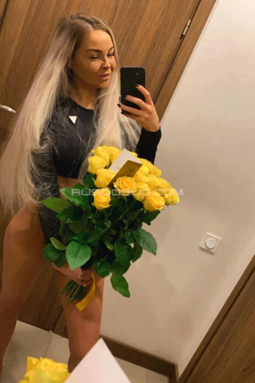 Проститутка Элина, в Питере у метро Озерки