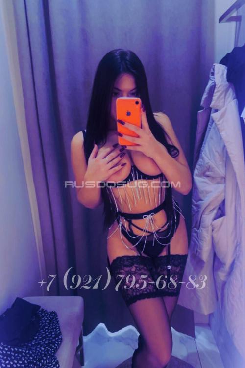 Проститутка Элина, СПб у метро Площадь Александра Невского