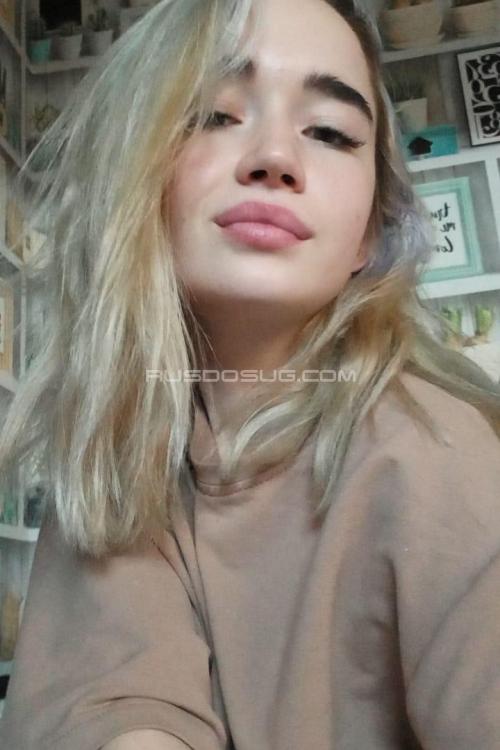 Проститутка Маруся, Питера у метро Звёздная