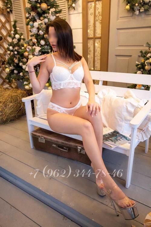 Проститутка Алина Инди, СПб у метро Парнас