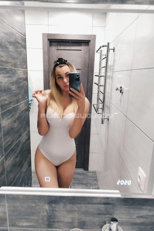 Проститутка Кира, в Питере у метро Невский проспект Проститутка Кира, в Питере у метро Невский проспект