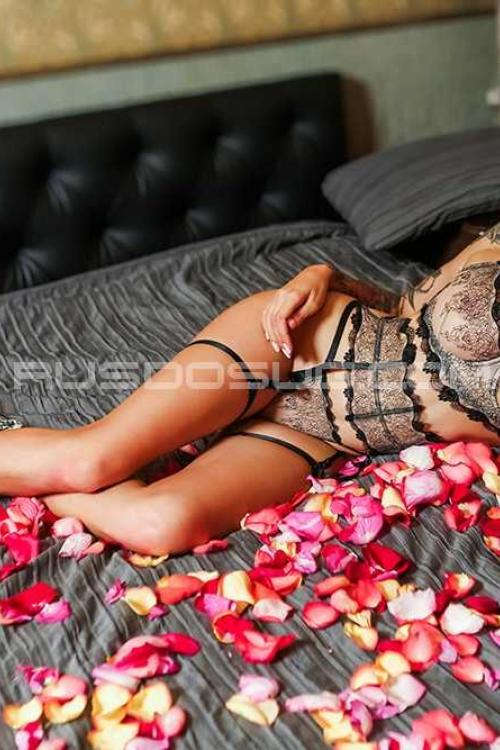 Проститутка Юля, в Питере у метро Пионерская Проститутка Юля, в Питере у метро Пионерская