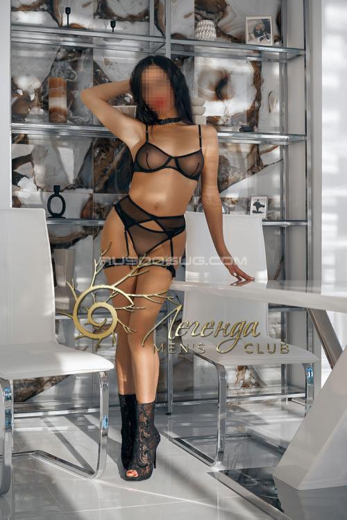 Проститутка Яночка, Питера у метро Маяковская