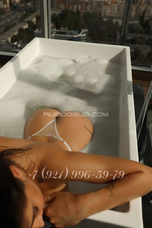 Проститутка Тина, Питера у метро Проспект Славы