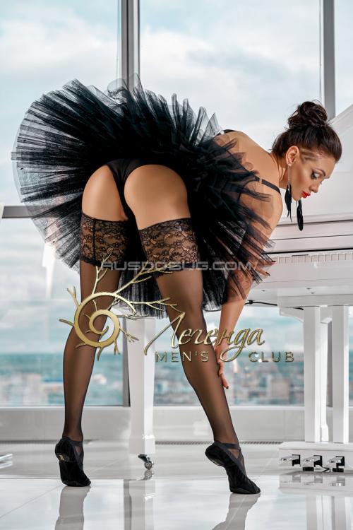 Проститутка Марта, Питера у метро Маяковская