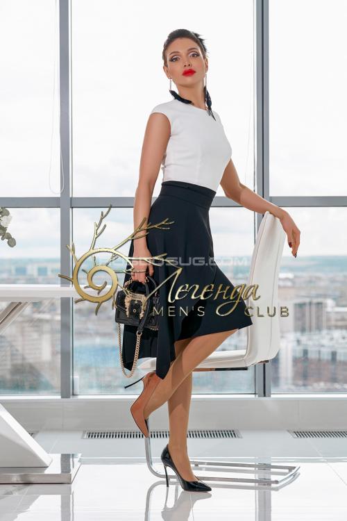 Проститутка Марта, Питера у метро Маяковская