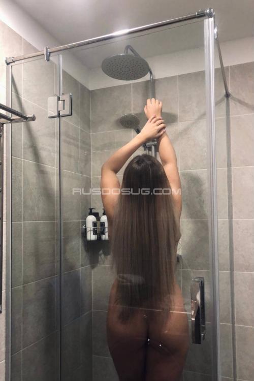 Проститутка Лиза, в Питере у метро Площадь Александра Невского