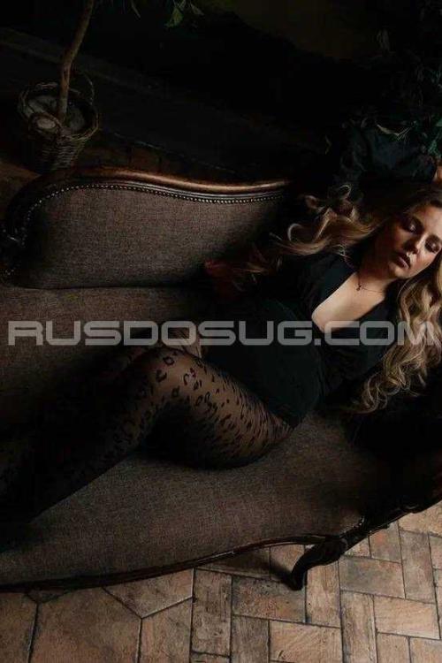 Проститутка Лиза, в Питере у метро Площадь Александра Невского