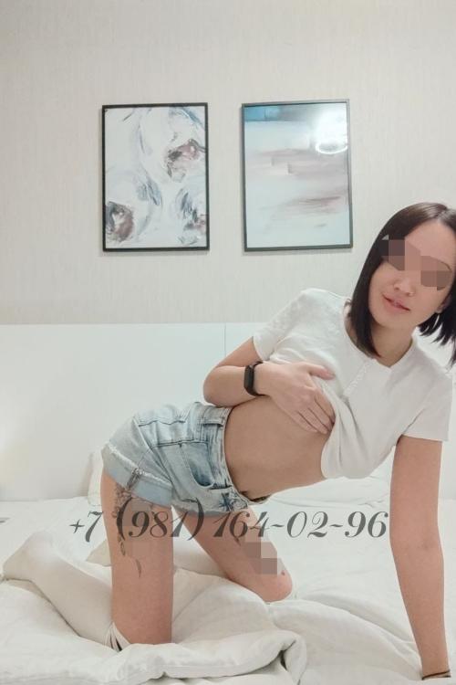 Проститутка Алина - индивидуально, Питера у метро Московская