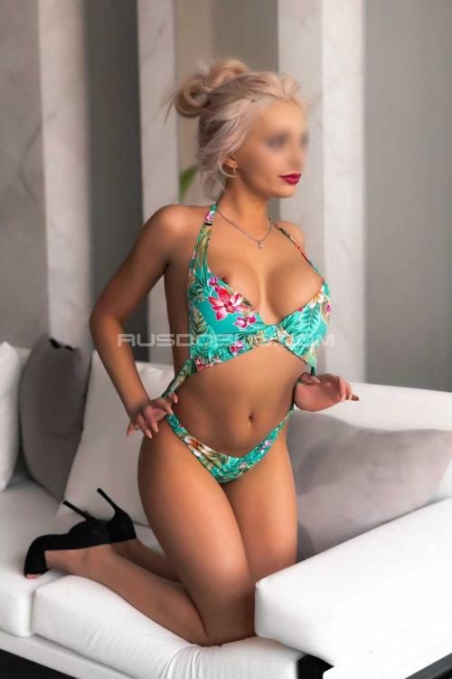 Проститутка Виктория, Питера у метро Купчино