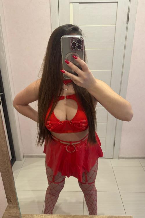 Проститутка Люда, в Питере у метро Политехническая