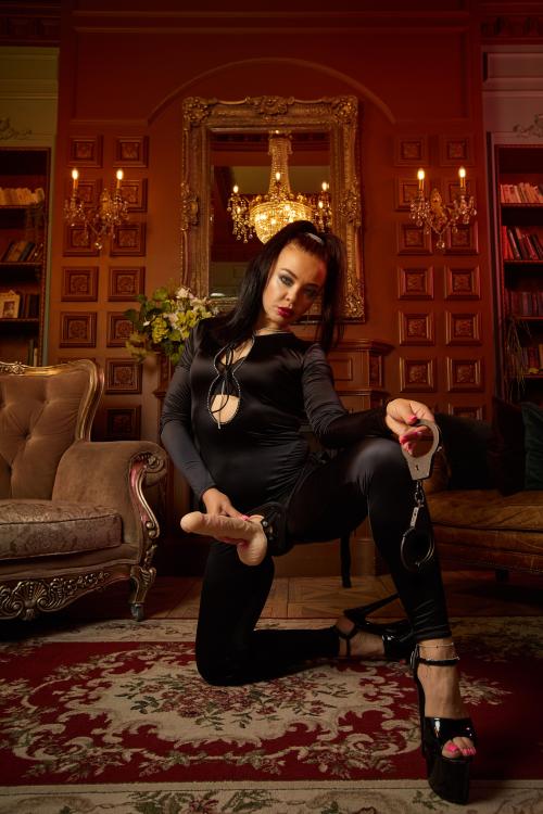 Проститутка Линда, в Питере у метро Улица Дыбенко