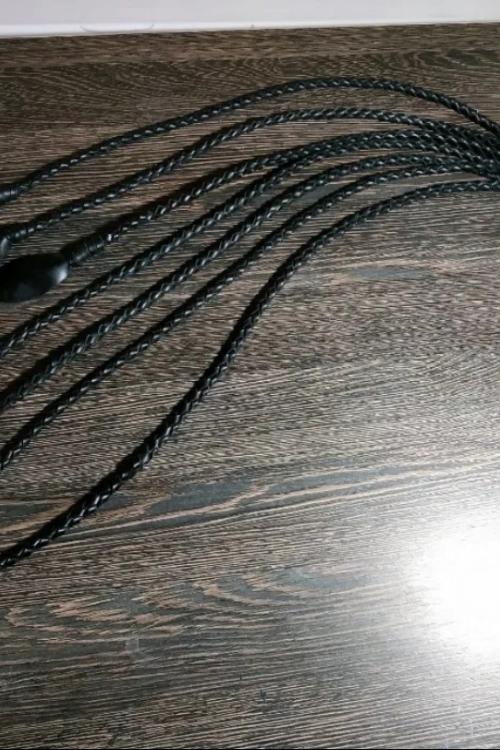 Частные интим объявления в Питере | Властительной госпоже нужен раб