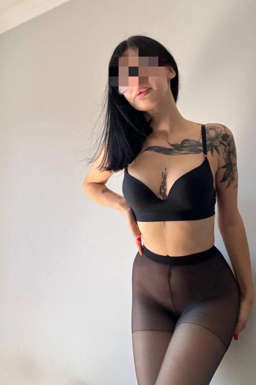 Проститутка Женя Инди, СПб у метро Политехническая Проститутка Женя Инди, СПб у метро Политехническая