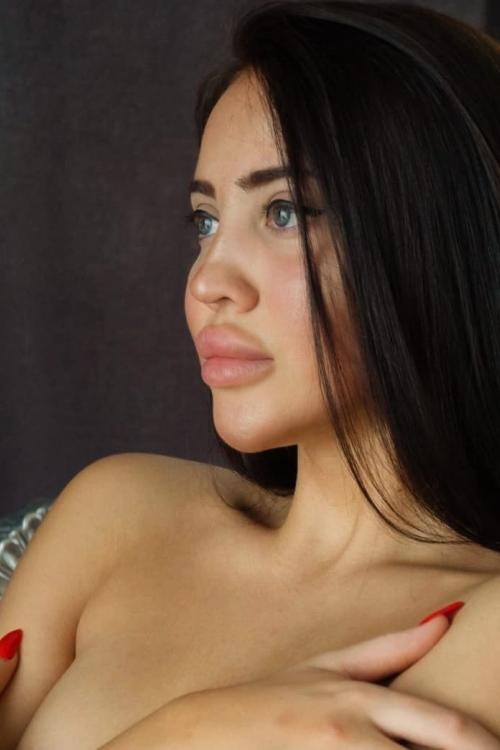 Проститутка Викуля, в Питере у метро Ленинский проспект